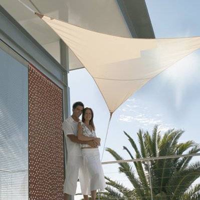 Voile d'ombrage triangulaire SERENITY 5 x 5 x 5 m - Sable - Jardiline - 2146 - 3110060006557